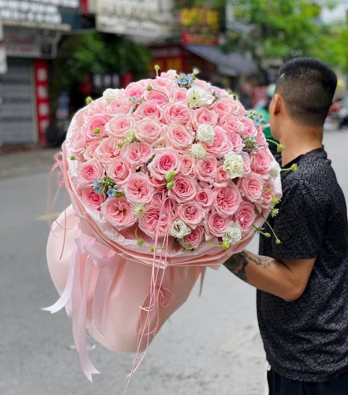 bó hoa mix 50 bông hồng nhập ohara
