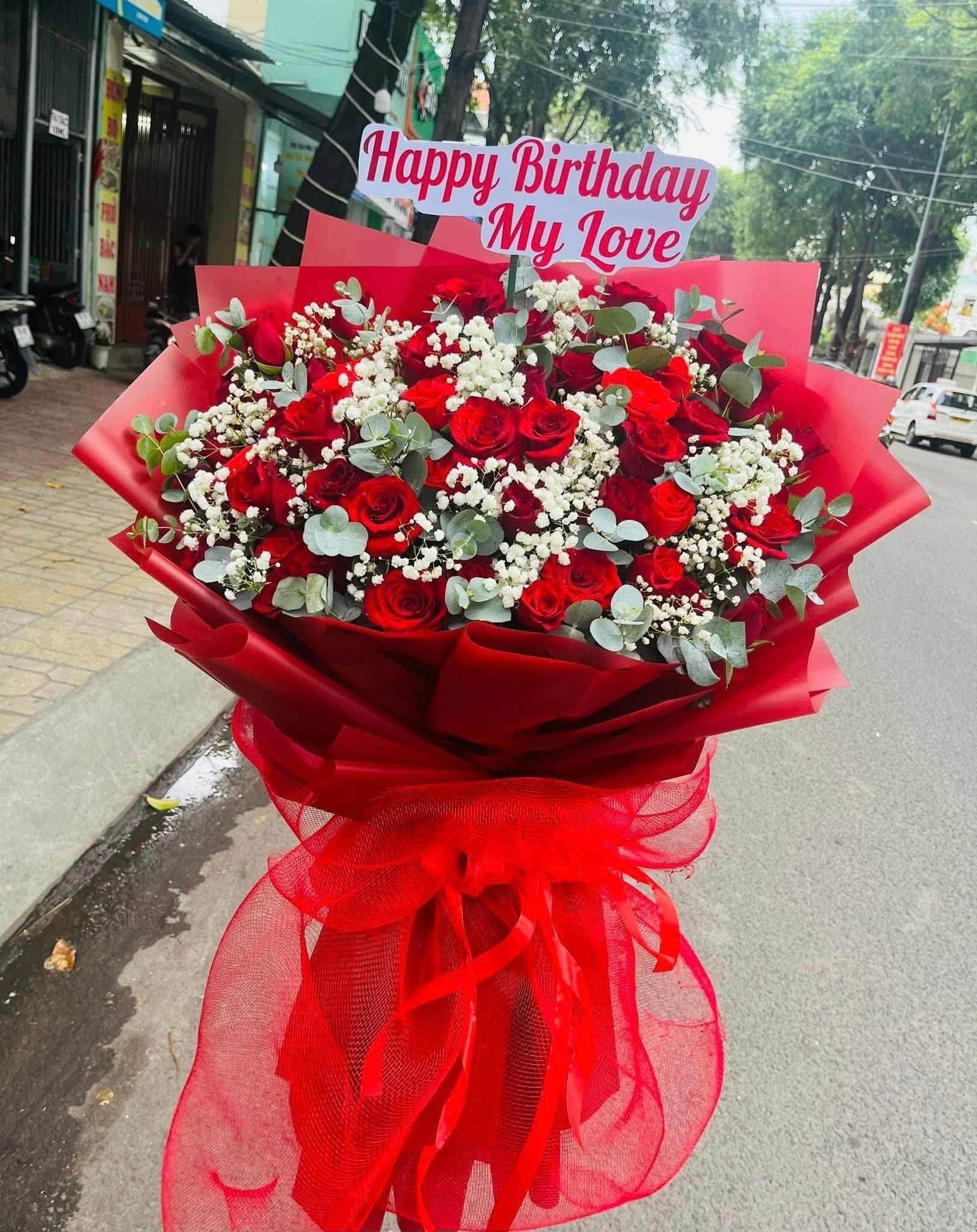 hồng đỏ pháp 49 bông mix hoa baby