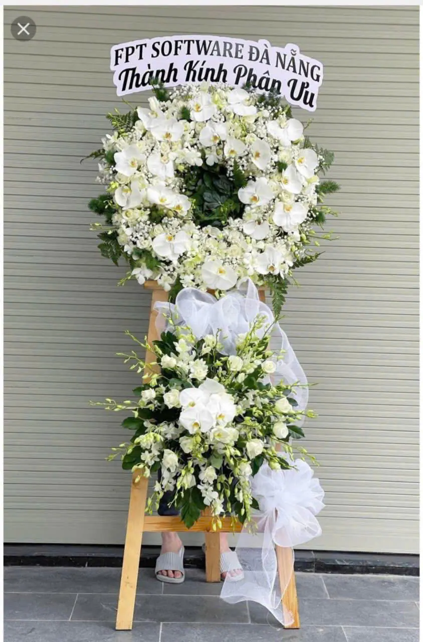 Kệ Hoa Hồng Trắng & Hồng & Lan - Chia Buồn