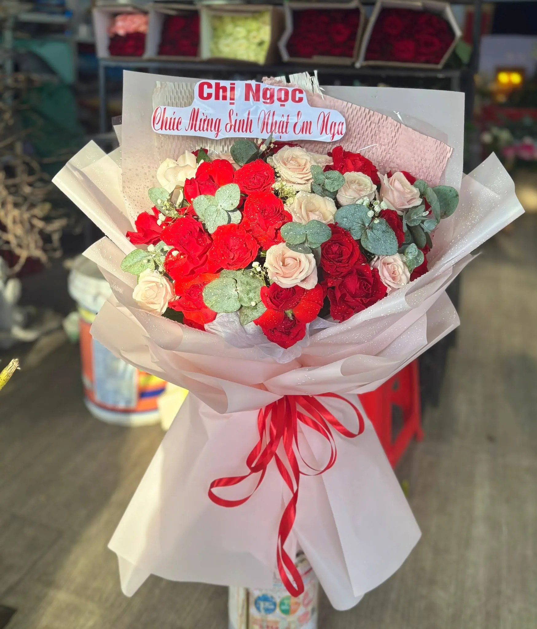 Ảnh 3 của Bó Hoa Hồng Phấn & Cúc Hồng & Cẩm Tú Cầu Xanh - Sinh Nhật
