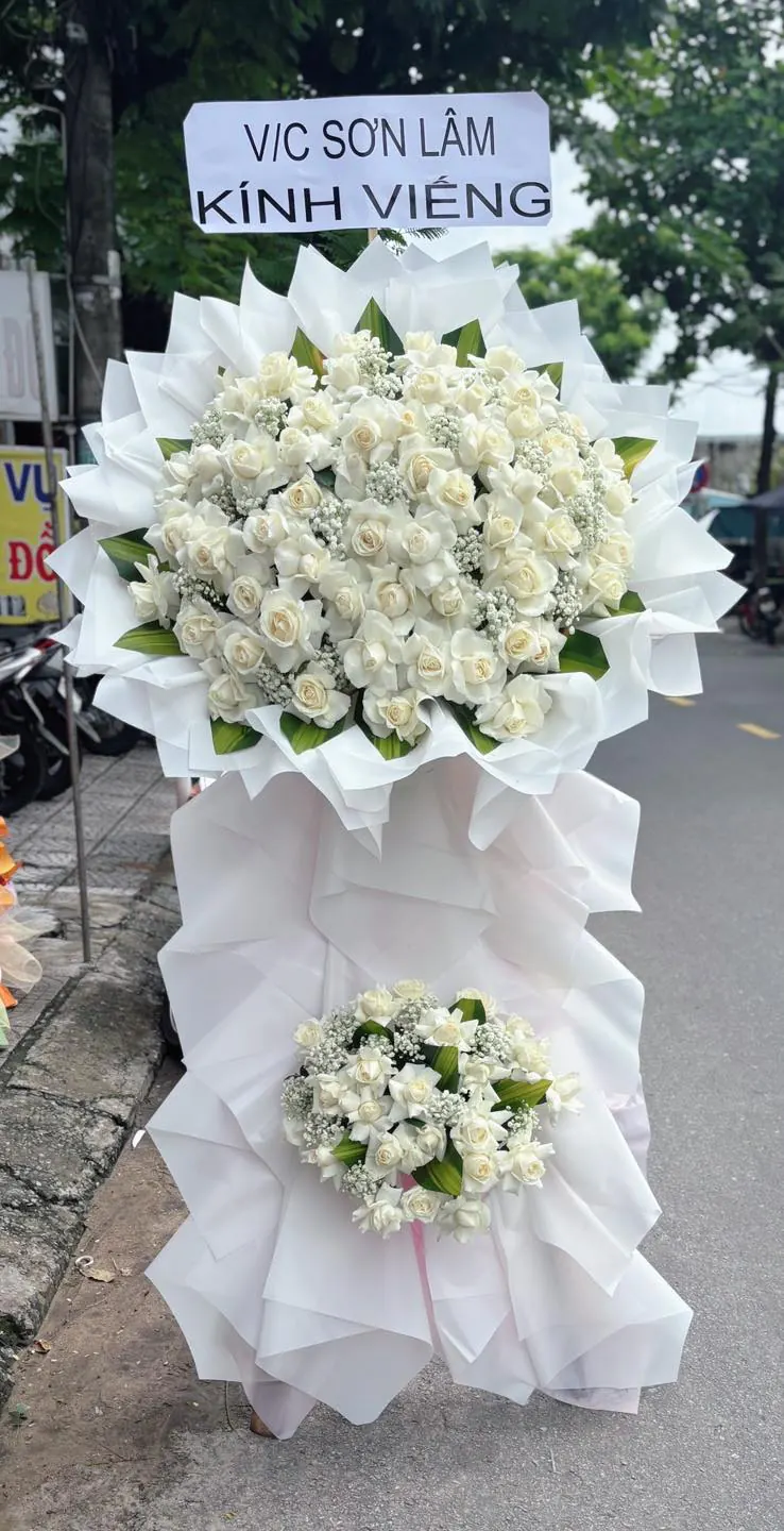 Ảnh 5 của Giỏ Hoa Sen Trắng & Sen - Hoa Tươi