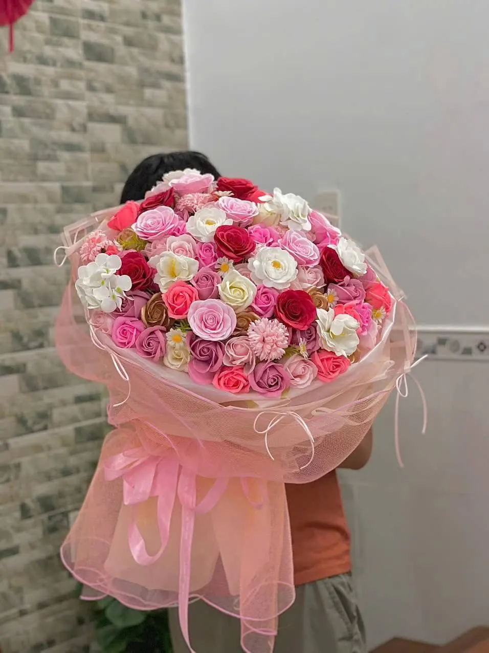 Ảnh 9 của Bó Hoa Hồng Trắng & Cúc Hồng & Hồng - Hoa Tươi