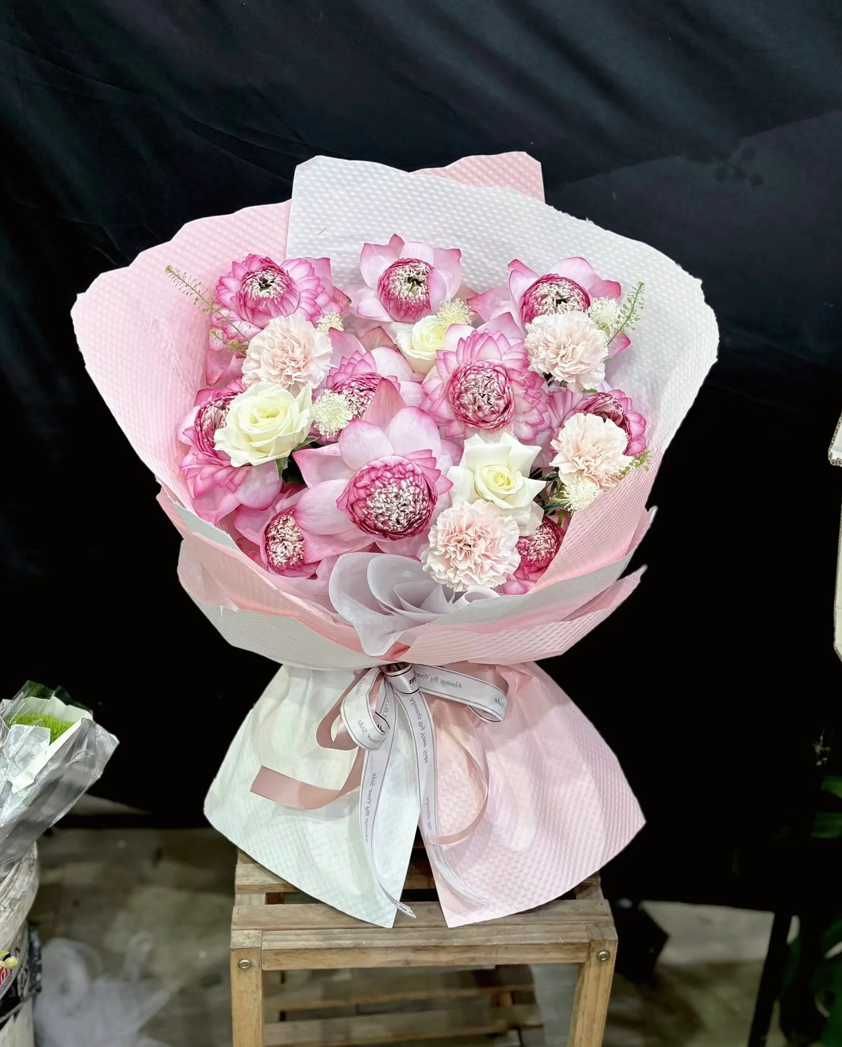 Bó Hoa Hồng Trắng & Cúc Hồng & Hồng - Hoa Tươi
