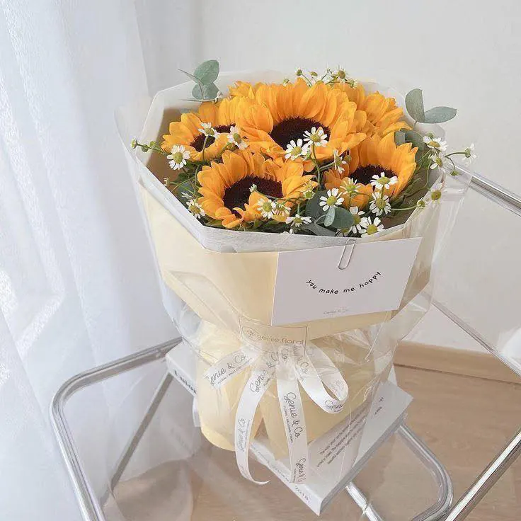 Ảnh 5 của Bó Hoa Hồng Trắng & Hồng Phấn & Cúc Hồng - Hoa Tươi