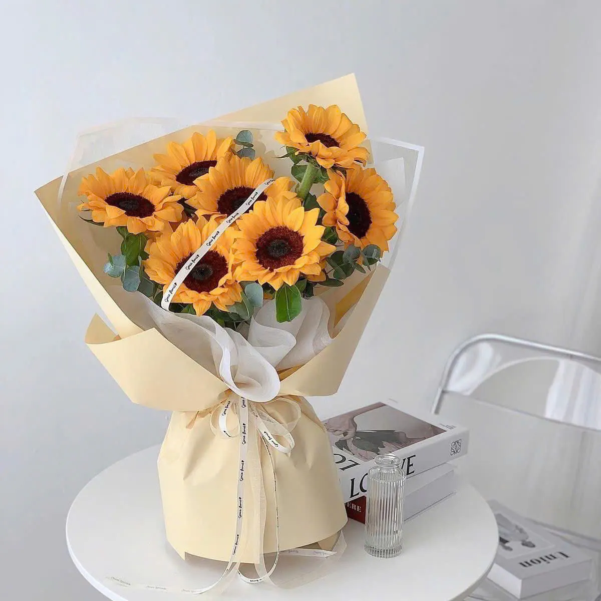 Ảnh 3 của Bó Hoa Hồng Kem & Hồng & Bạch Đàn - Hoa Tươi