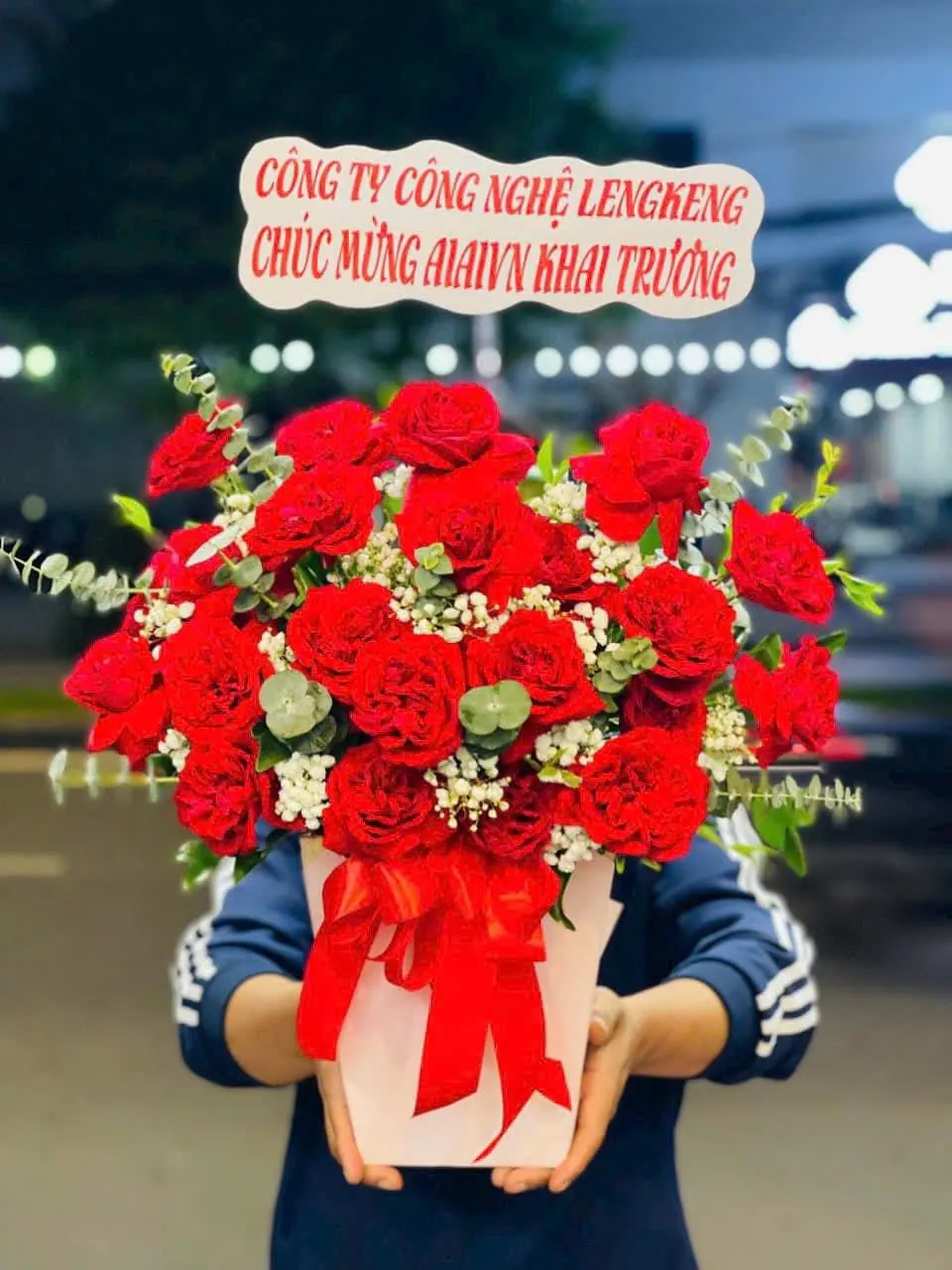 Ảnh 10 của Hộp Hoa Hồng Đỏ & Hồng Phấn & Hồng - Khai Trương