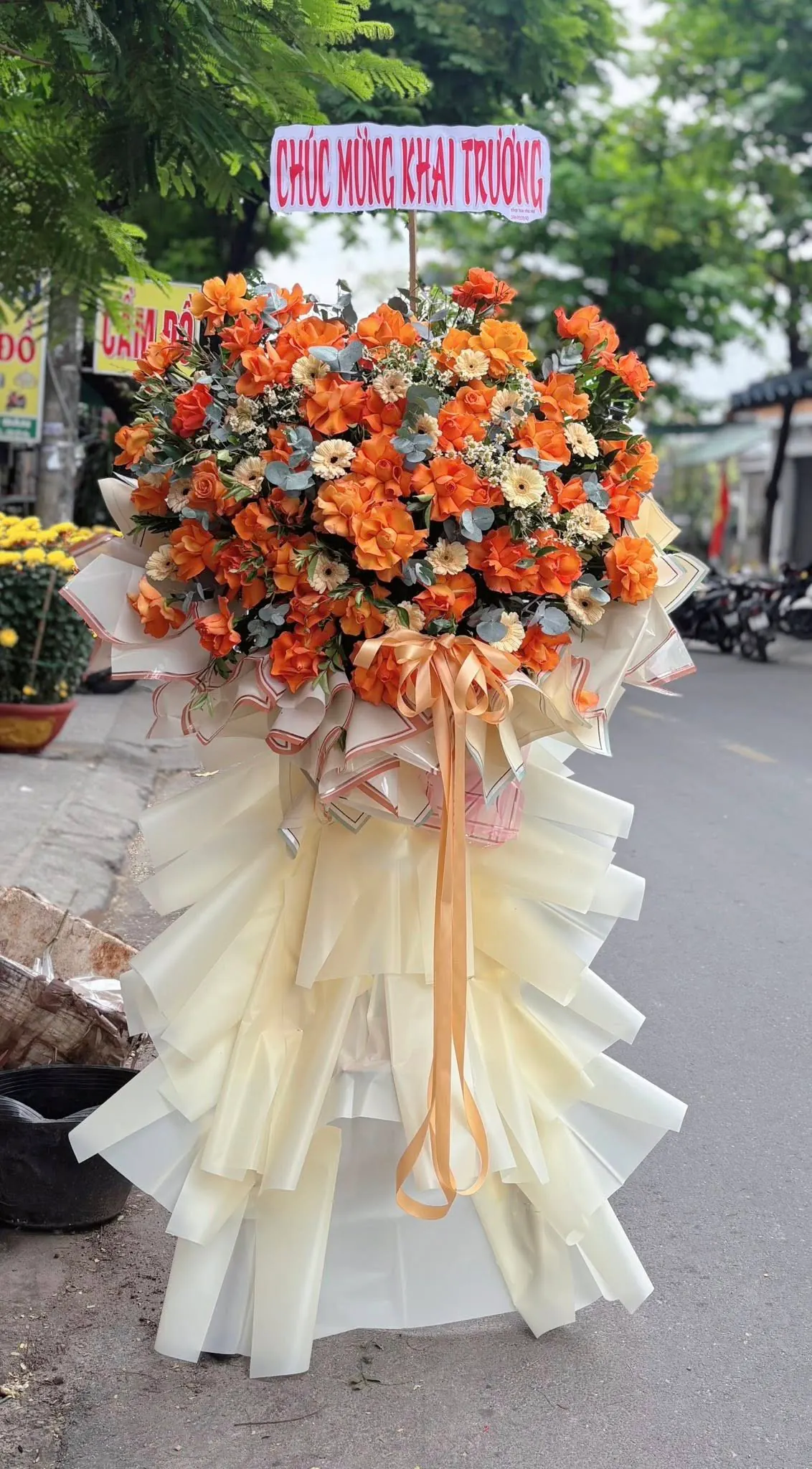 Ảnh 7 của Kệ Hoa Trạng Nguyên - Khai Trương