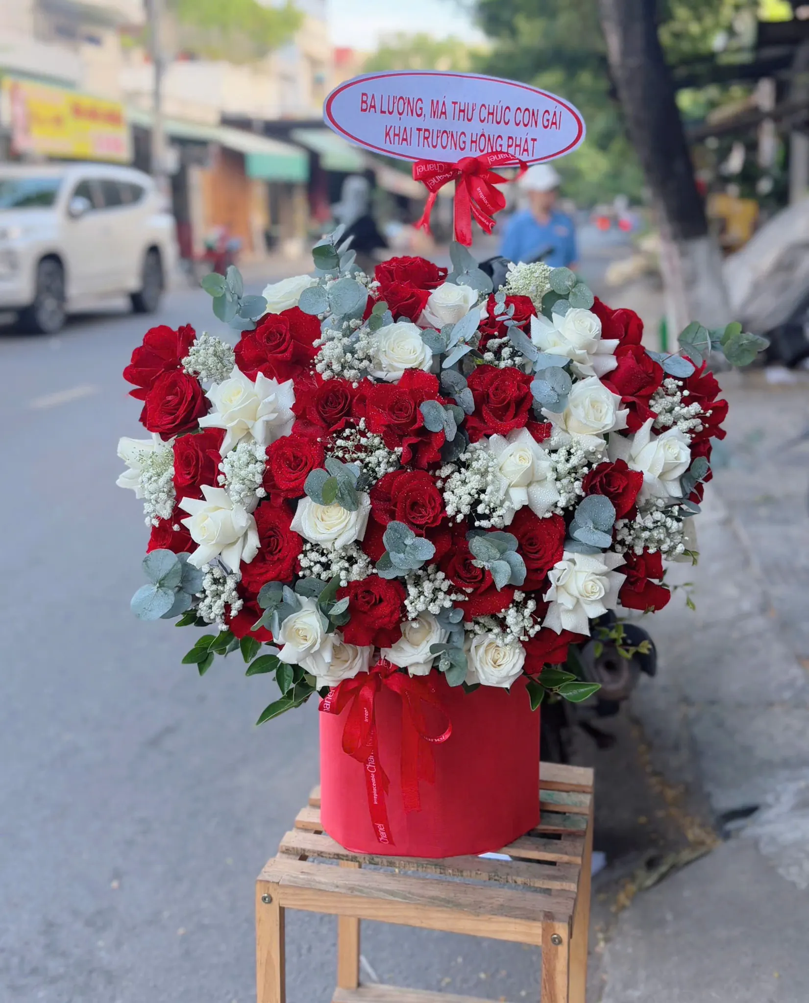 Ảnh 6 của Kệ Hoa Hồng Trắng & Hồng - Khai Trương