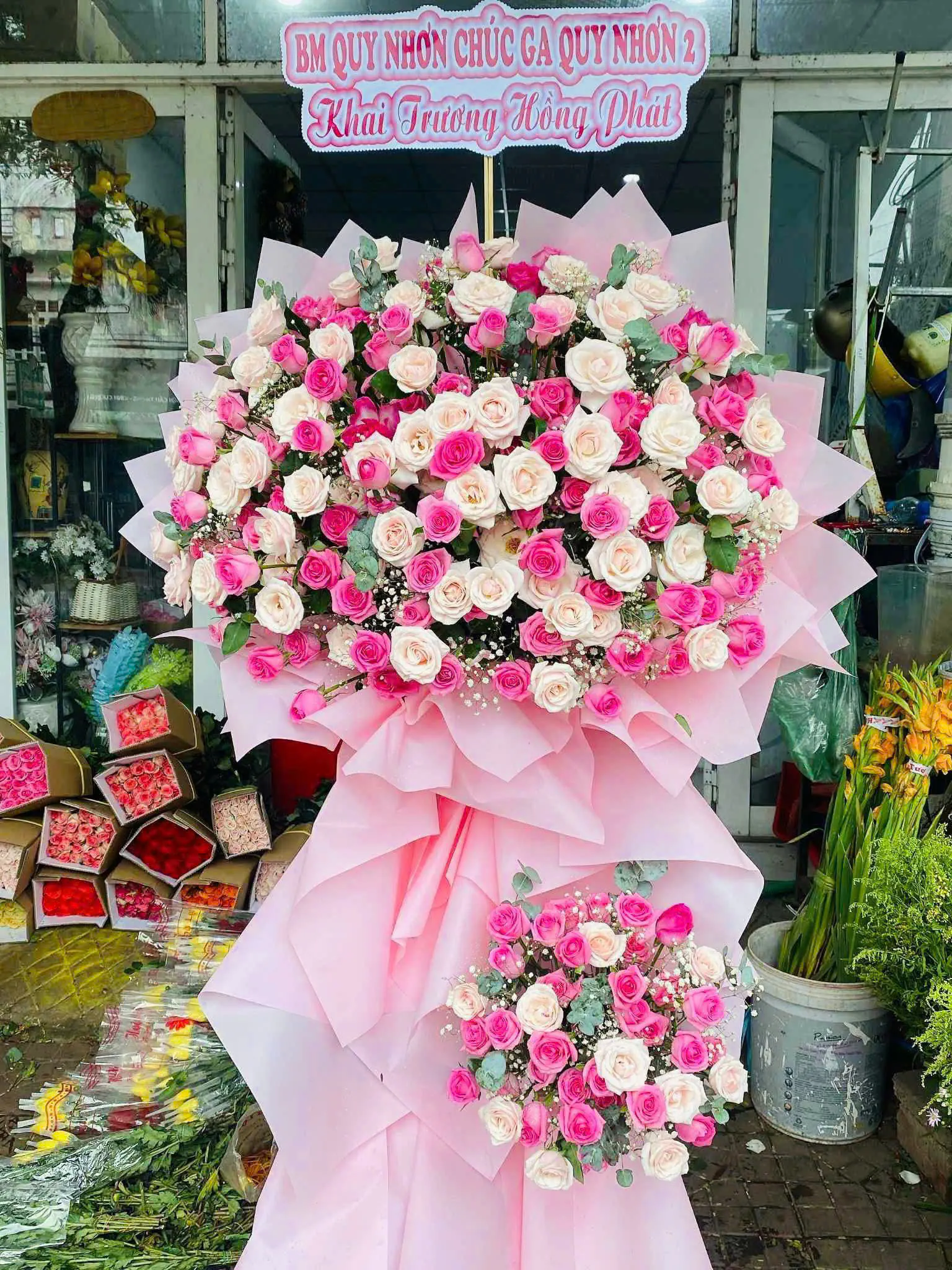 Kệ Hoa Bạch Đàn - Khai Trương