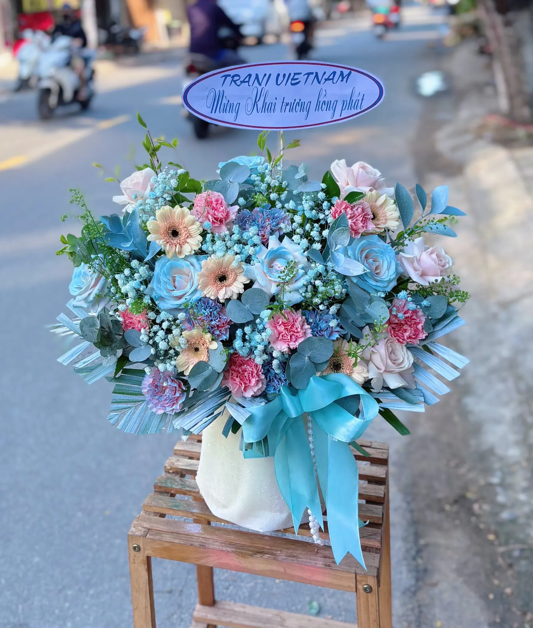 Ảnh 7 của Giỏ Hoa Hồng Đỏ & Hoa Baby & Hồng - Khai Trương
