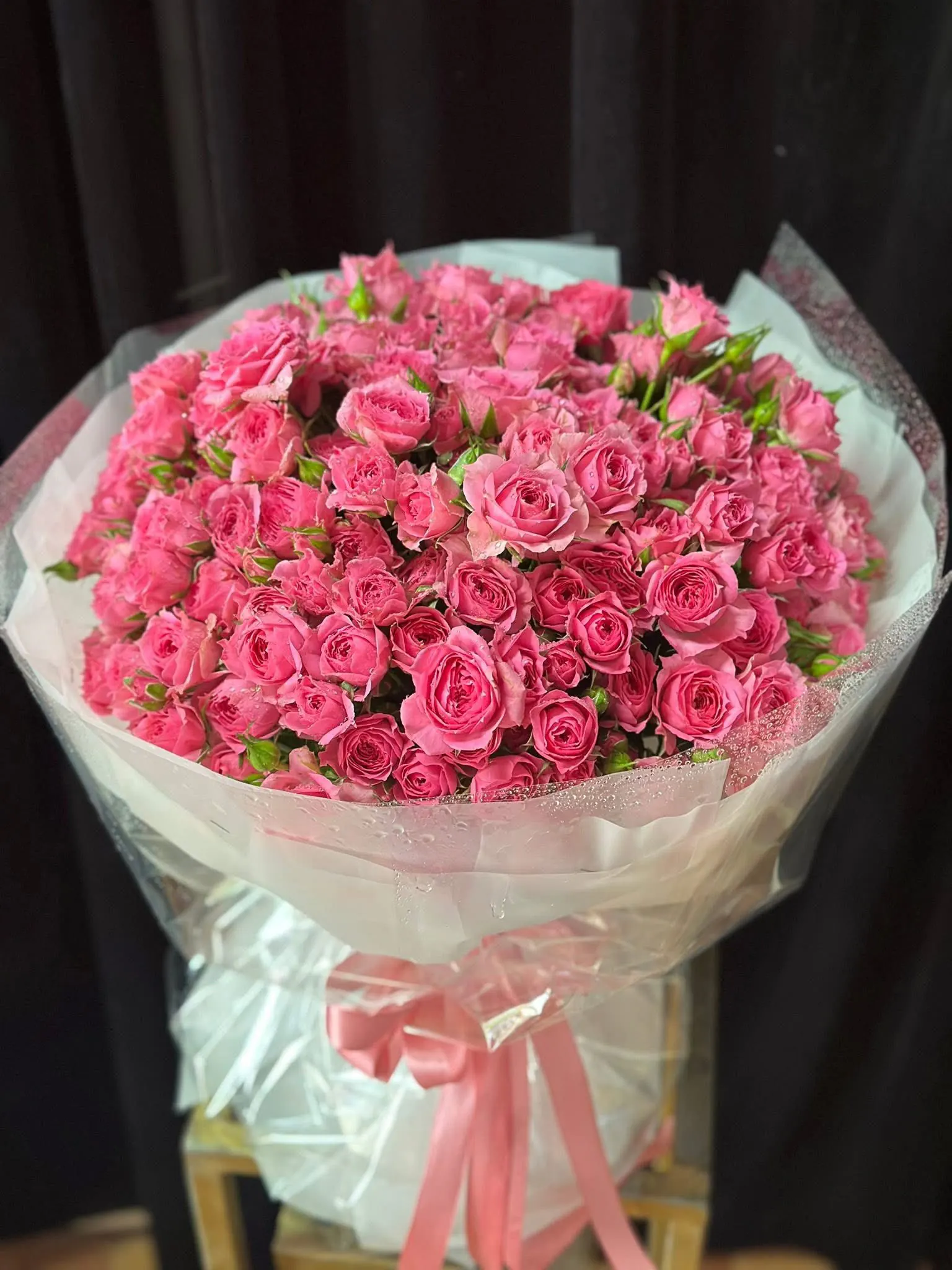 Ảnh 8 của Bó Hoa Hồng Đỏ & Hoa Baby & Hồng - Valentine