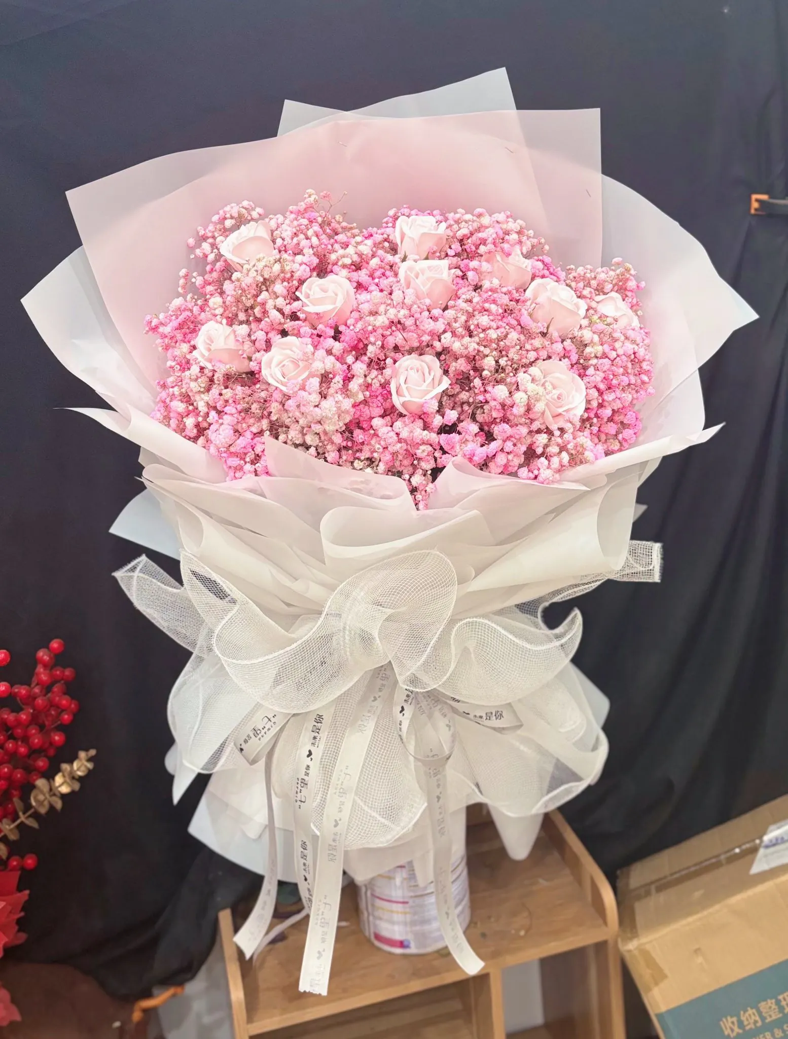 Ảnh 2 của Bó Hoa Hồng Đỏ & Hoa Baby & Hồng - Valentine