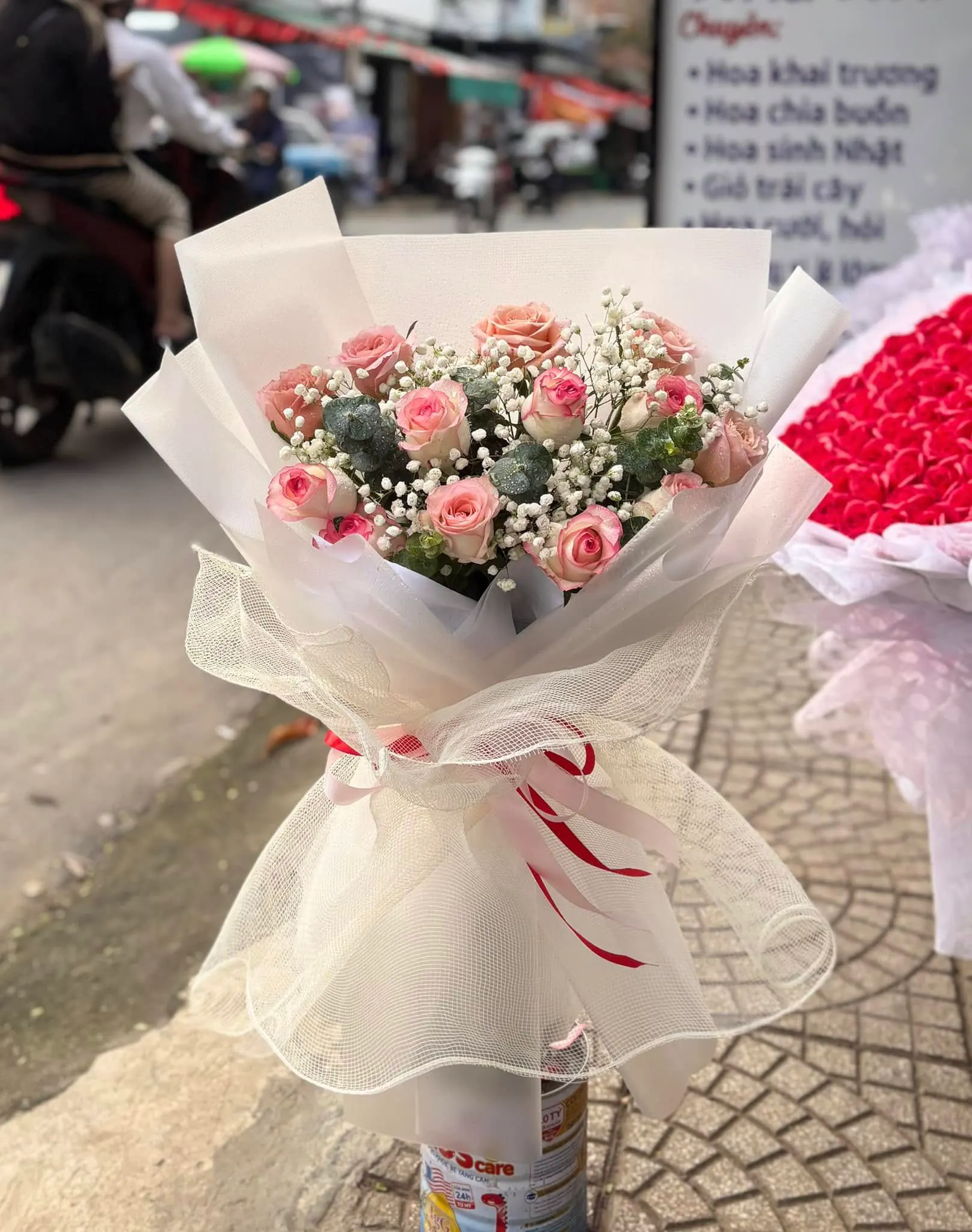 Ảnh 7 của Bó Hoa Hình Trái Tim Hồng Trắng & Hồng Đỏ & Hồng - Valentine