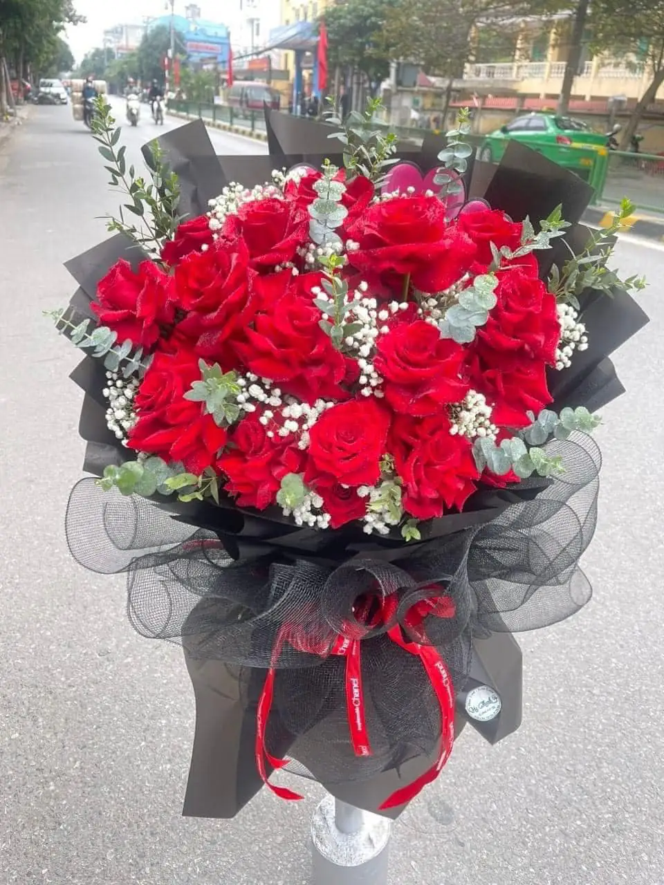 Ảnh 9 của Bó Hoa Hình Trái Tim Hồng Đỏ & Hồng - Valentine