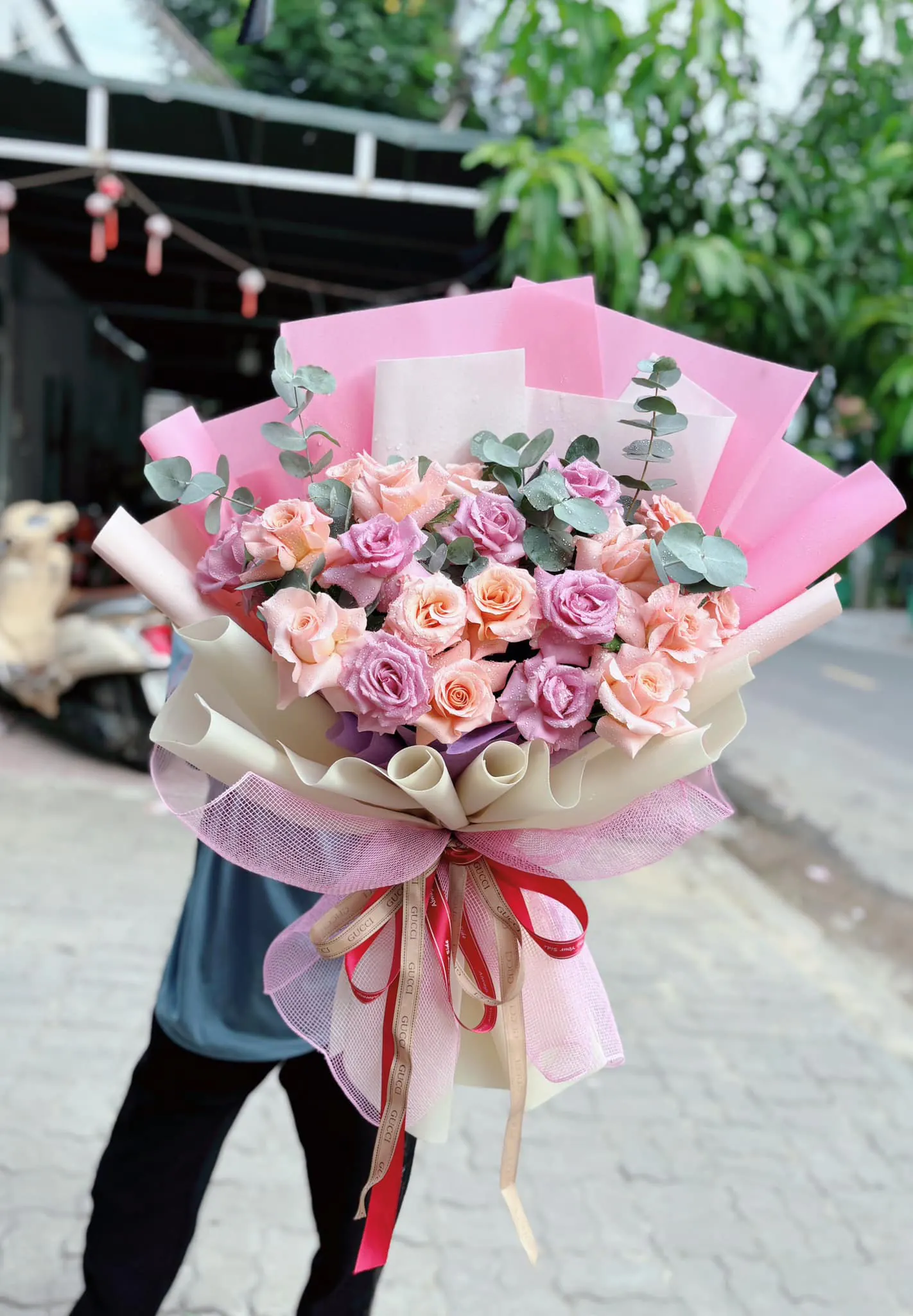 Ảnh 7 của Bó Hoa Hình Trái Tim Hồng Đỏ & Hồng - Valentine