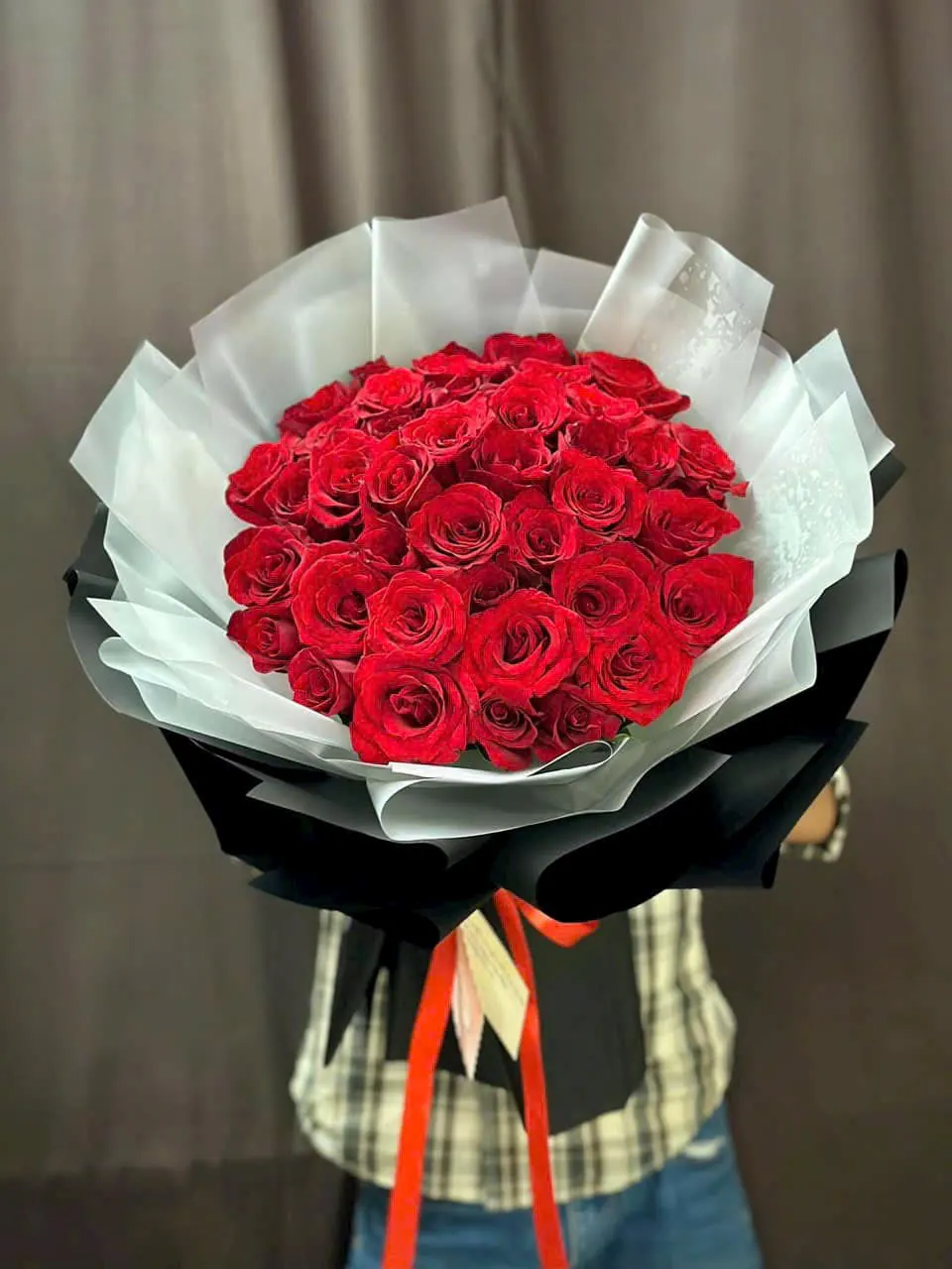Ảnh 3 của Bó Hoa Hình Trái Tim Hồng Đỏ & Hồng - Valentine