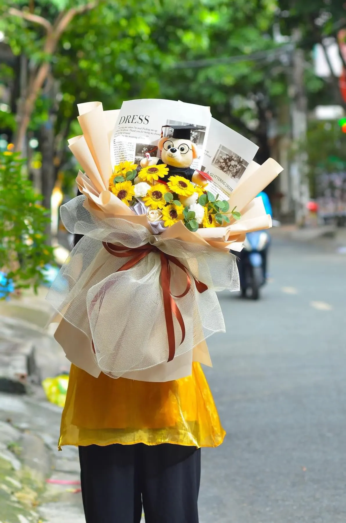 Ảnh 7 của Bó Hoa Hồng Phấn & Hồng & Cúc Họa Mi - Chúc Mừng