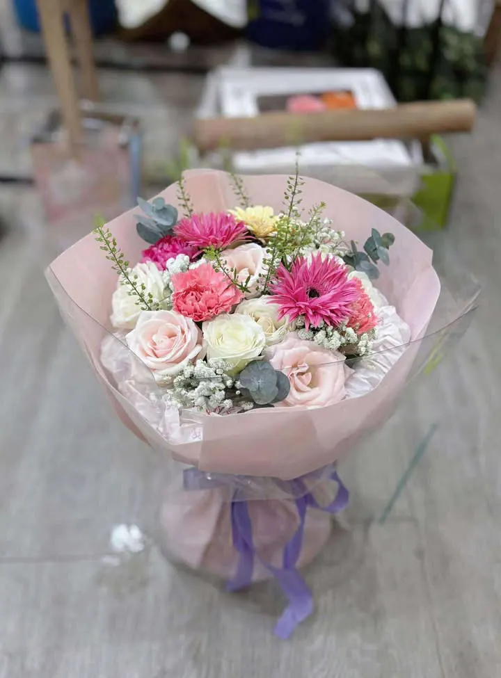 Ảnh 5 của Bó Hoa Hồng Phấn & Hồng & Cúc Họa Mi - Chúc Mừng