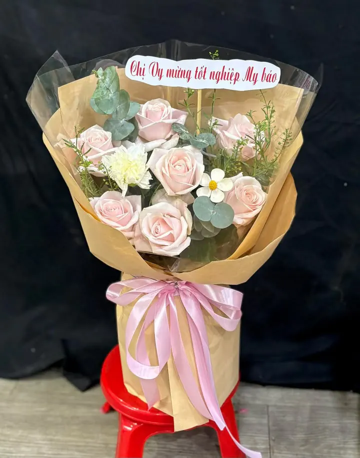 Bó Hoa Hồng Phấn & Hồng & Cúc Họa Mi - Chúc Mừng