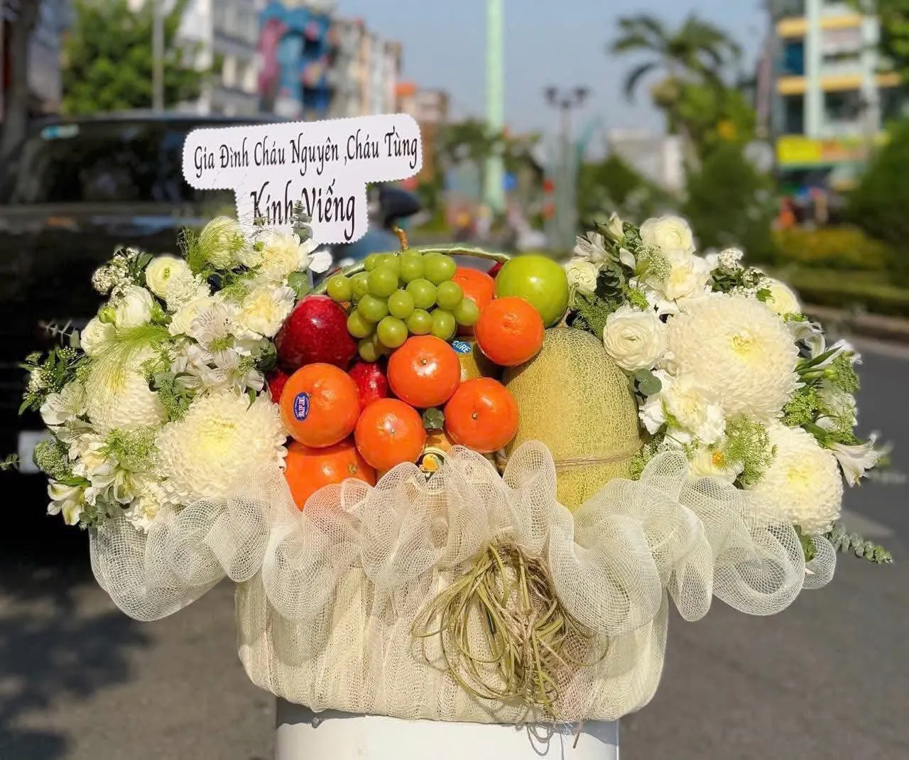 Ảnh 5 của Giỏ Hoa Hoa Baby & Sen & Bạch Đàn - Chia Buồn