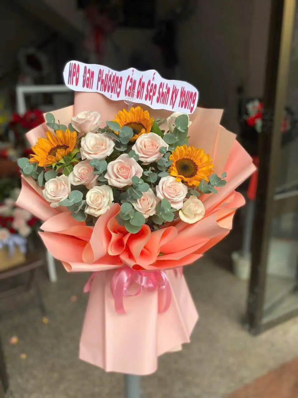 Ảnh 7 của Bó Hoa Hình Trái Tim Hồng Phấn & Hồng - Cảm Ơn