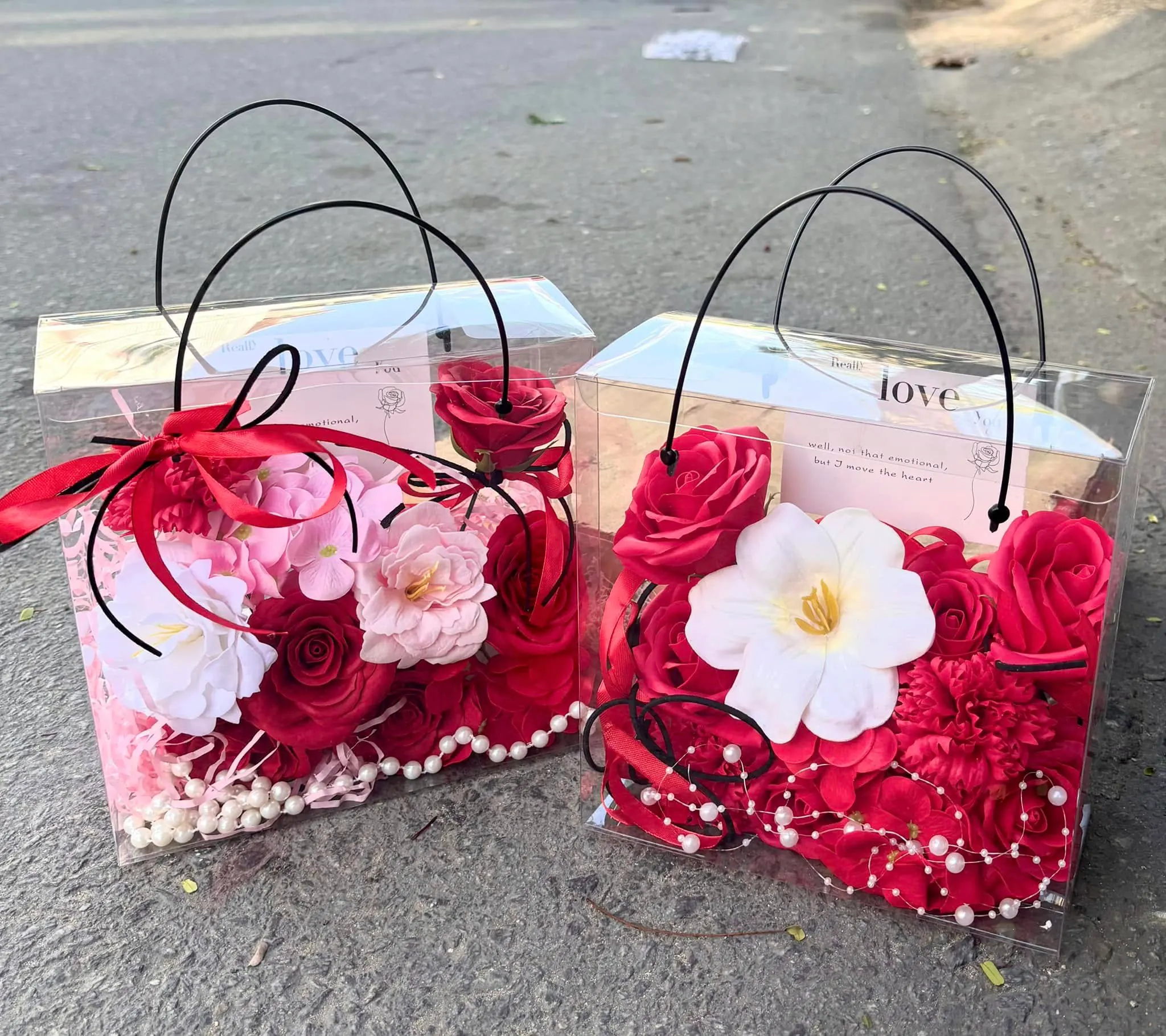 Ảnh 8 của Giỏ Hoa Hồng Đỏ & Hoa Baby & Hồng - Valentine