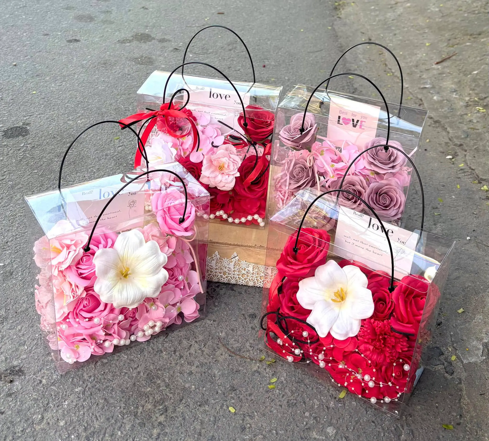 Ảnh 7 của Giỏ Hoa Hồng Đỏ & Hoa Baby & Hồng - Valentine
