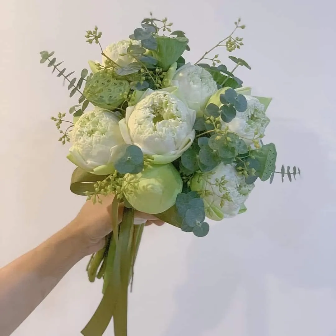 Ảnh 5 của Bó Hoa Hồng Trắng & Hoa Baby & Mẫu Đơn Trắng - Cưới Hỏi