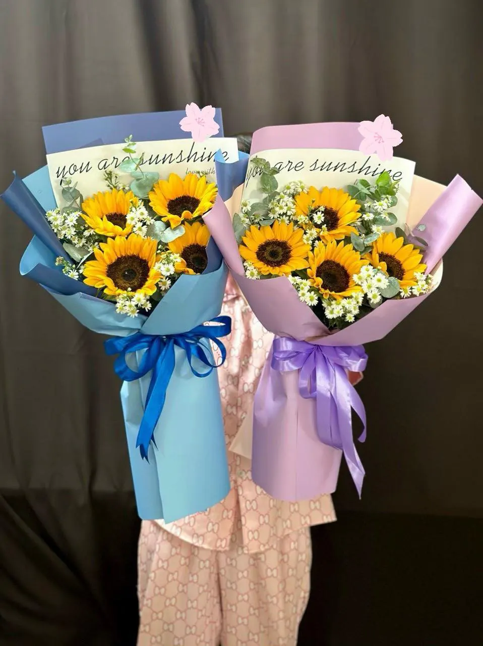 Ảnh 3 của Combo Hoa Hồng Đỏ & Cẩm Tú Cầu & Hồng - Valentine