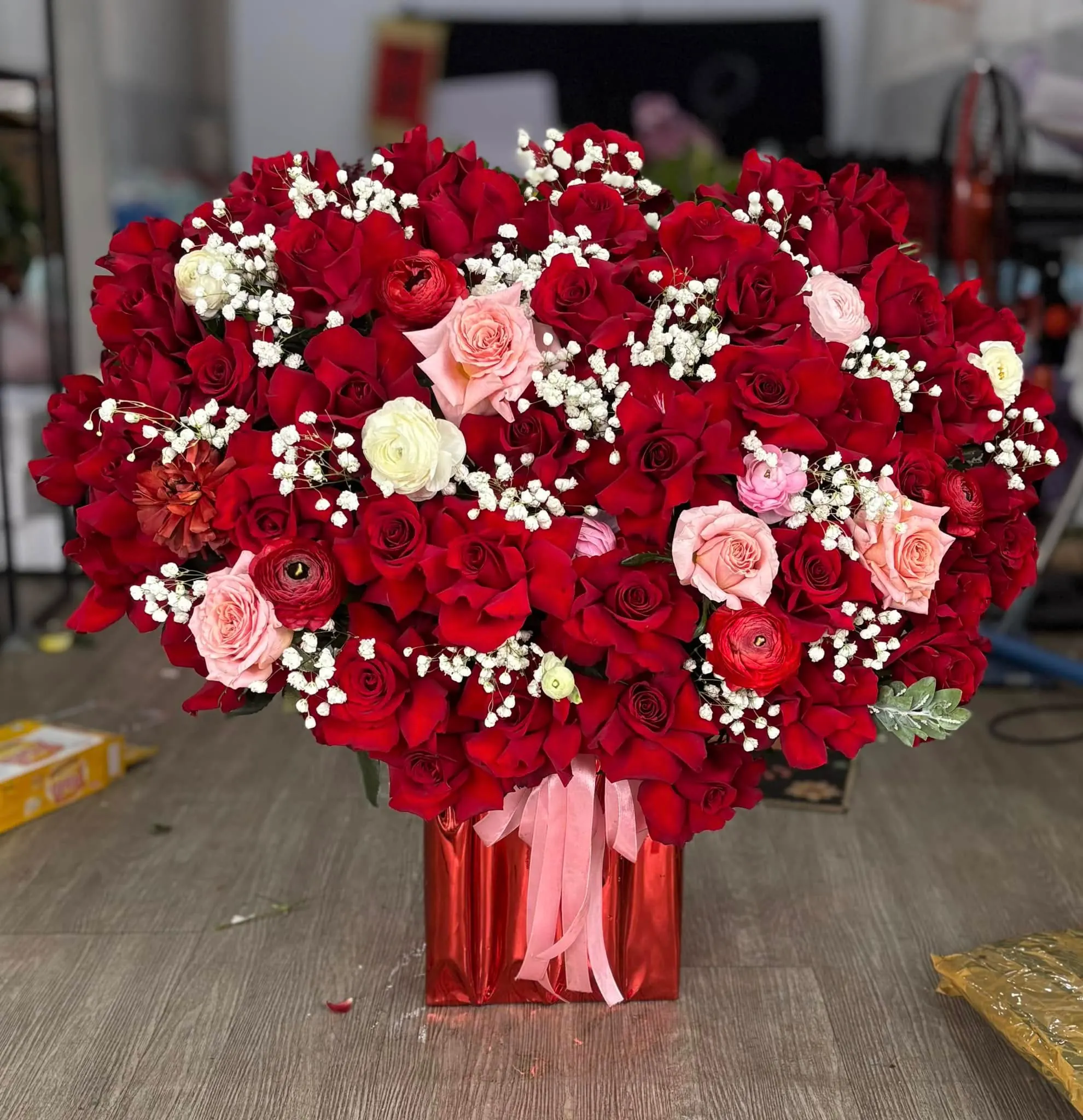 Hộp Hoa Hình Trái Tim Hồng Đỏ & Hồng Phấn & Hồng - Valentine