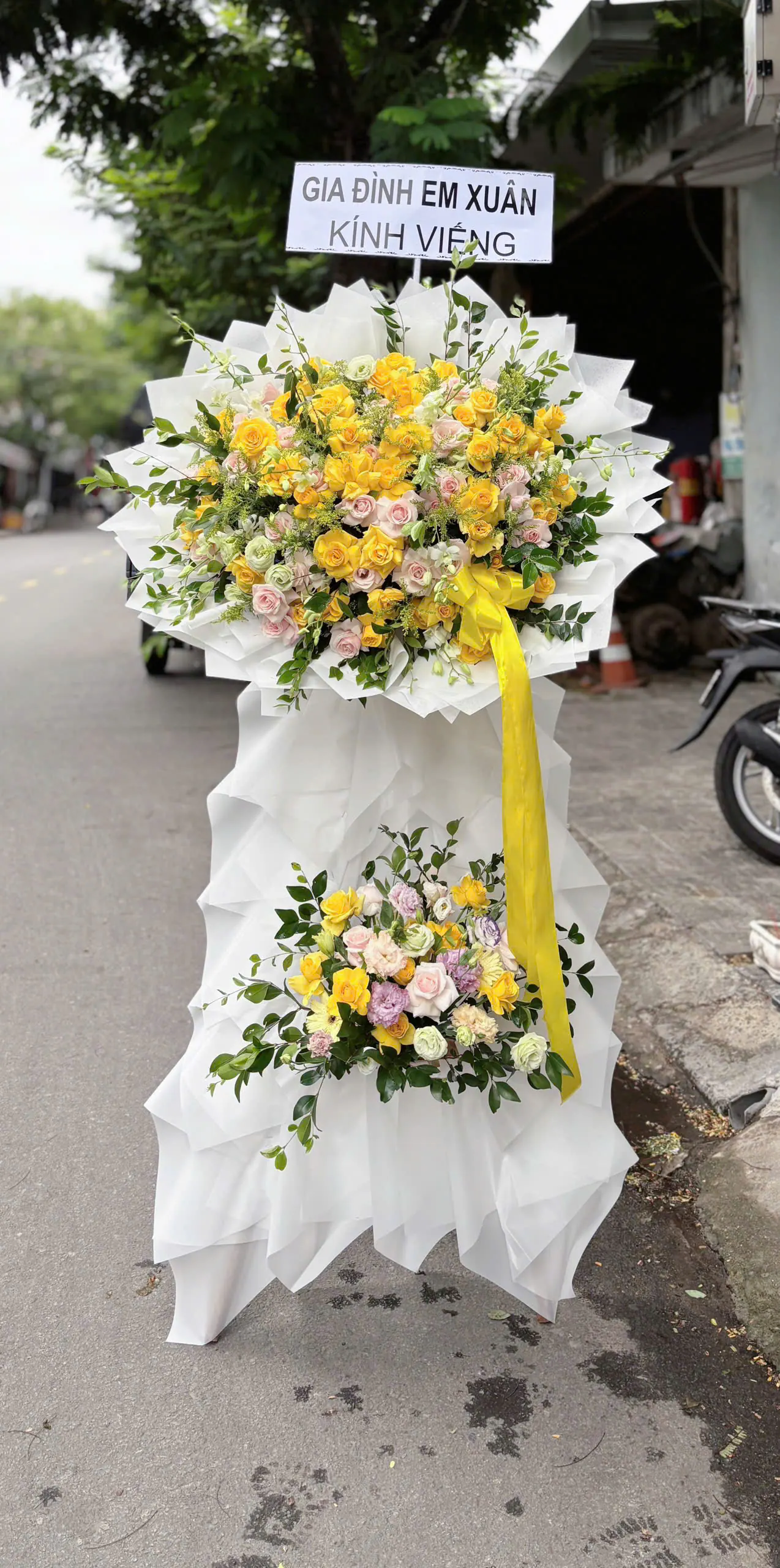 Ảnh chính của Bó Hoa Hồng Phấn & Hồng - Chia Buồn
